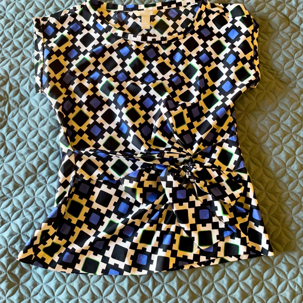 Like new without tags Banana Republic sleeve less Blouse in size S
